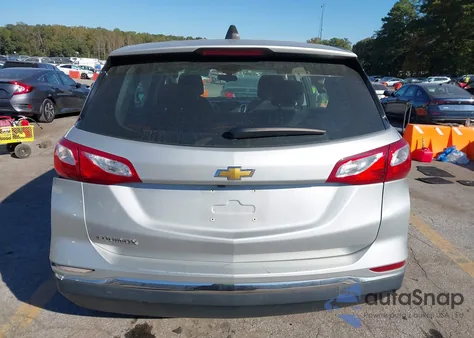 2018 Chevrolet Equinox Ls z USA, uszkodzony, nr VIN 3GNAXHEV7JL393011